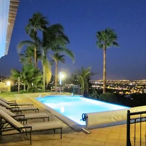 Reves D'ocean Bed & Breakfast